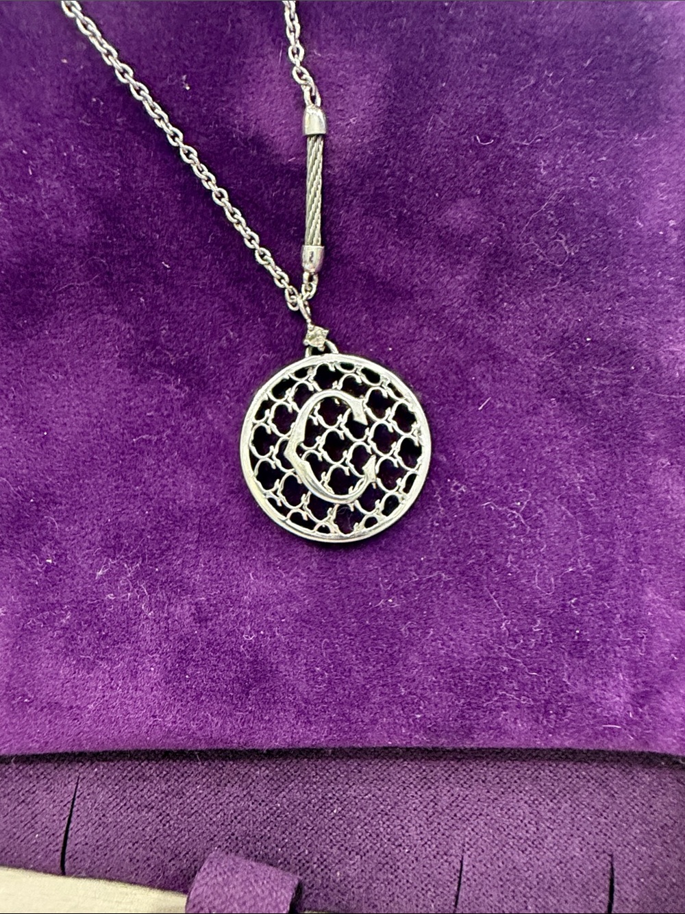 Silver Filigree Round Pendant Necklace - Silver